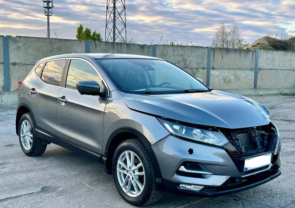 Nissan Qashqai cena 37900 przebieg: 68000, rok produkcji 2018 z Siedlce małe 154